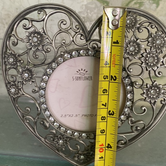 Heart Shaped Metal FrameWith Rhinestone's and sunflowers - Picture 3 of 8